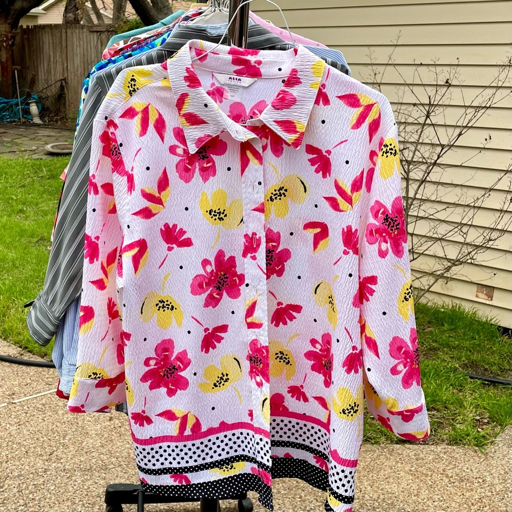 Beautiful spring blouse, Easter blouse